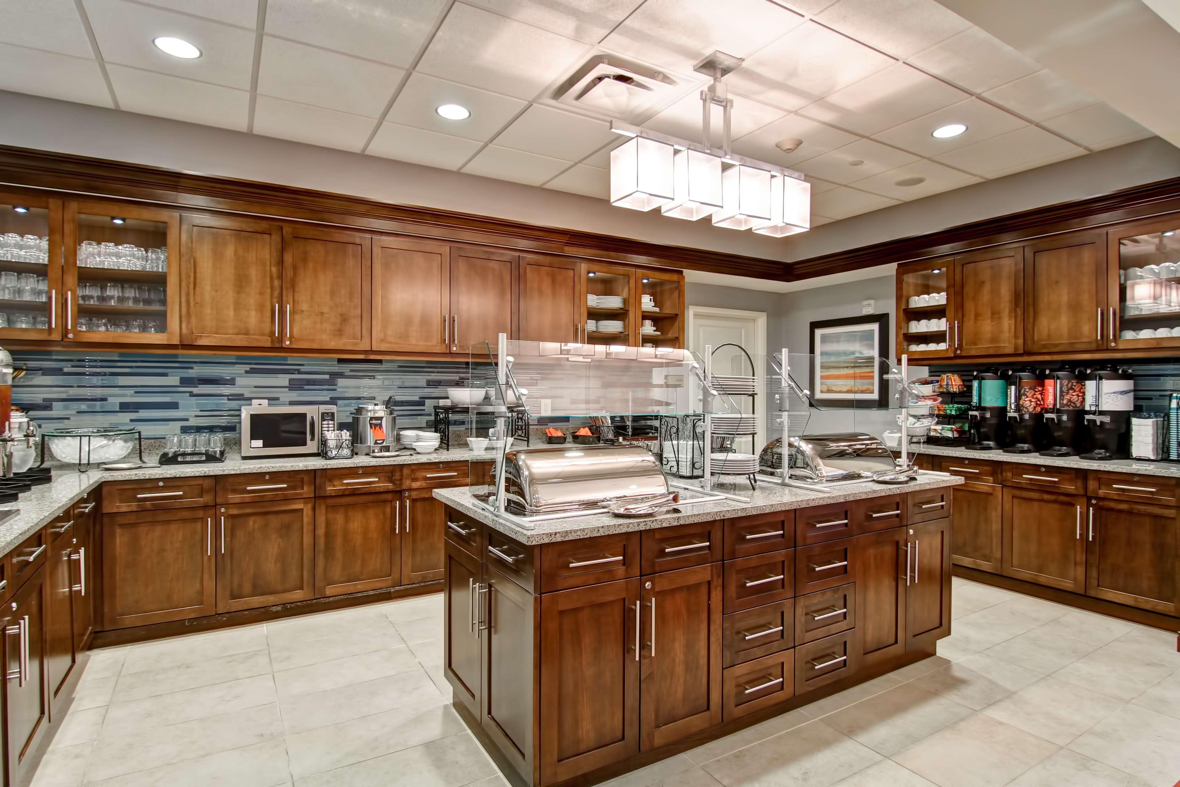 Homewood Suites By Hilton Woodbridge Exteriör bild