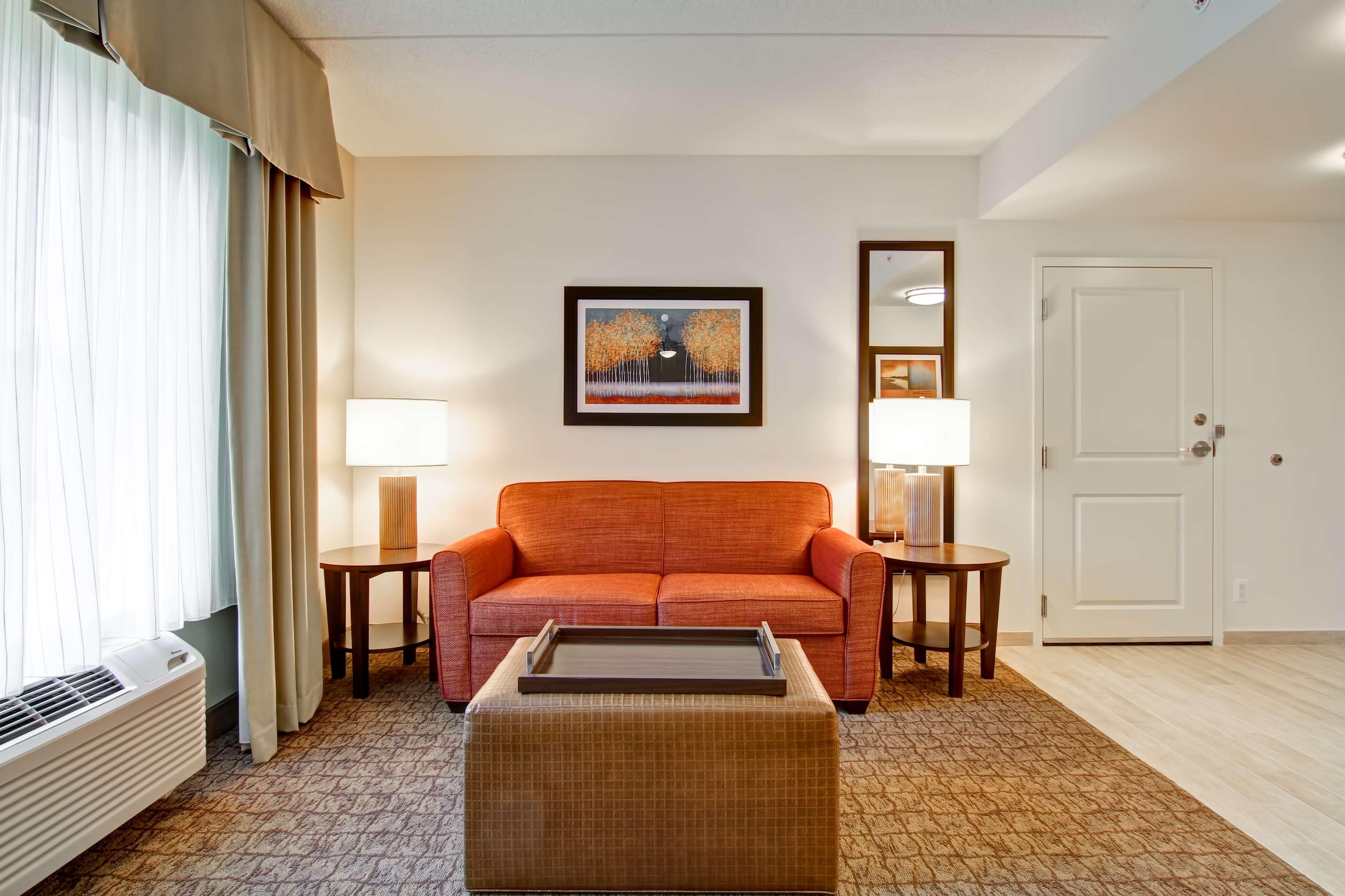 Homewood Suites By Hilton Woodbridge Exteriör bild