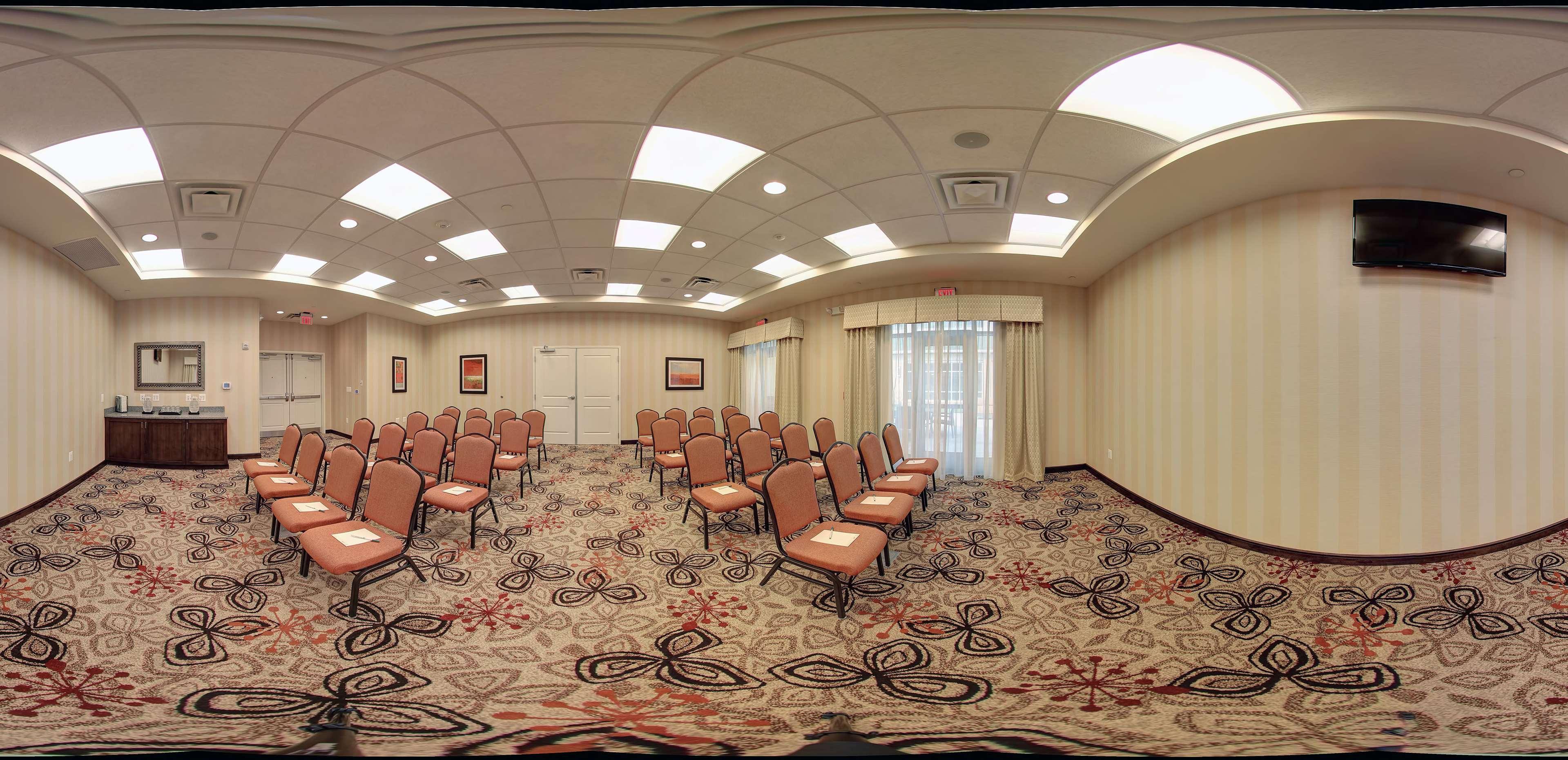Homewood Suites By Hilton Woodbridge Exteriör bild